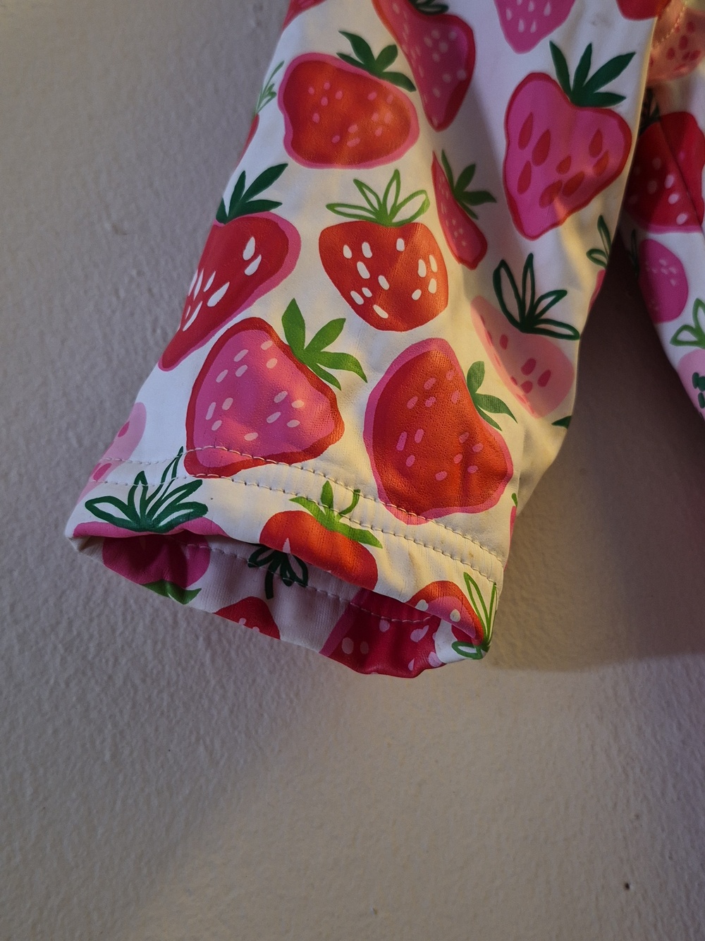 Hatley Pink Strawberry Raincoat with Red Lining - Picture 4 of 8